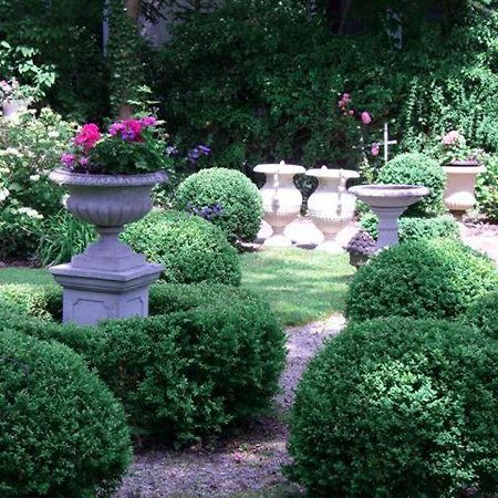 Bastgen Bed & Breakfast Hotel Wittlich Bagian luar foto